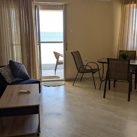 Beachfront Apartment Νέα Μουδανιά Εξωτερικό φωτογραφία